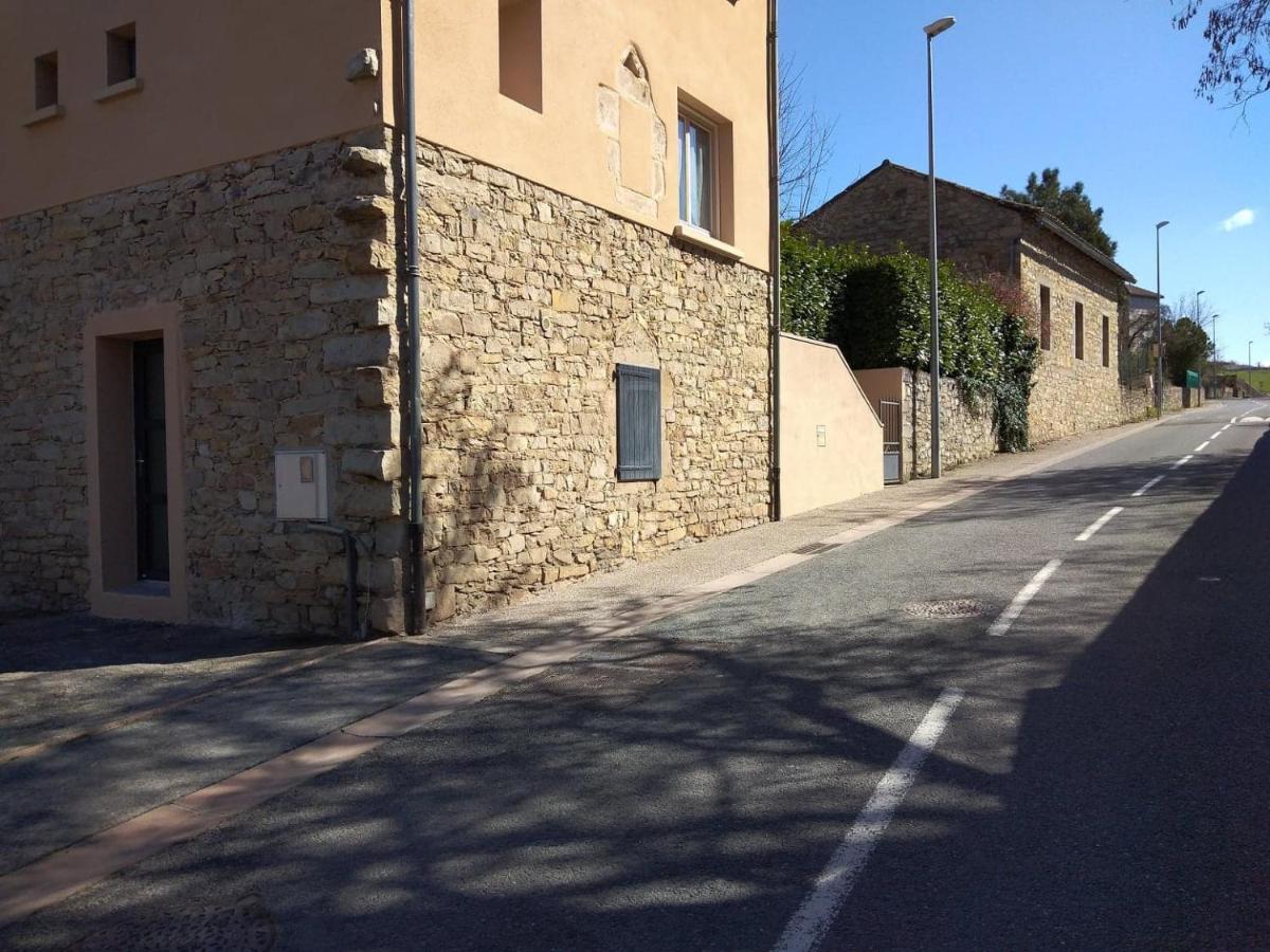 Studio Le Ménascle Saint-Georges-de-Luzençon Exterior foto